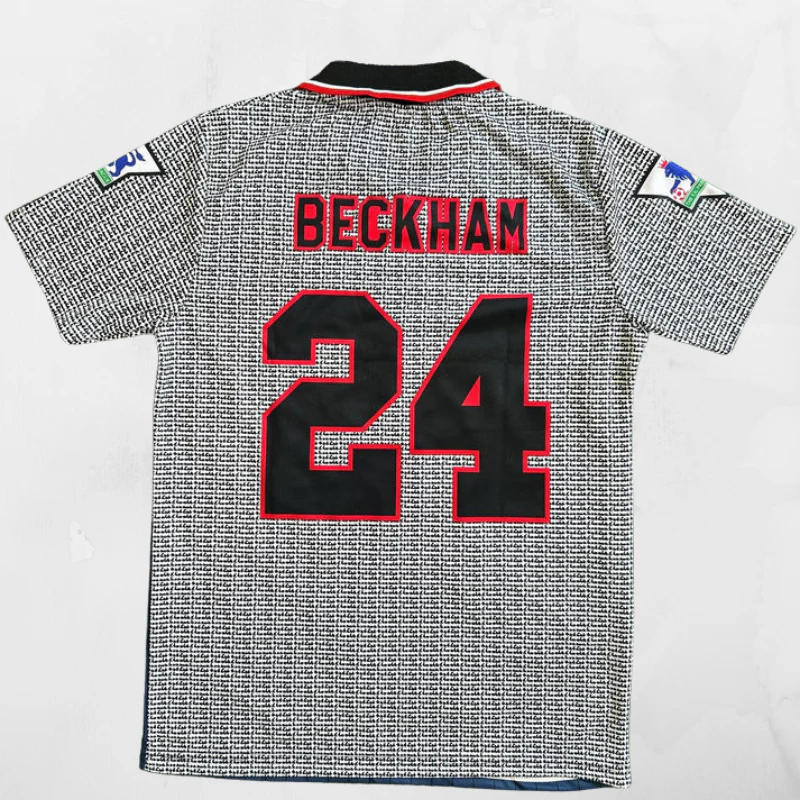 Camisa Retrô Manchester United 1995/96 Away - Beckham #24 (+Patches)