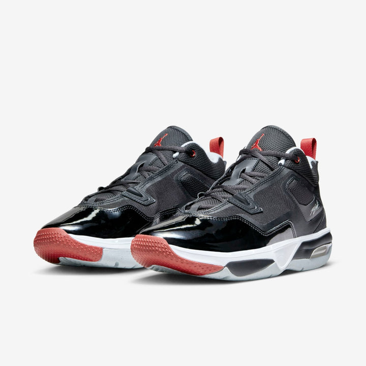 Tênis Nike Jordan Stay Loyal 3 - Preto/Vermelho