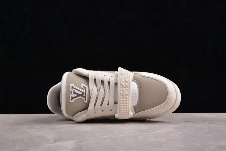 Louis Vuitton Trainer – Bege
