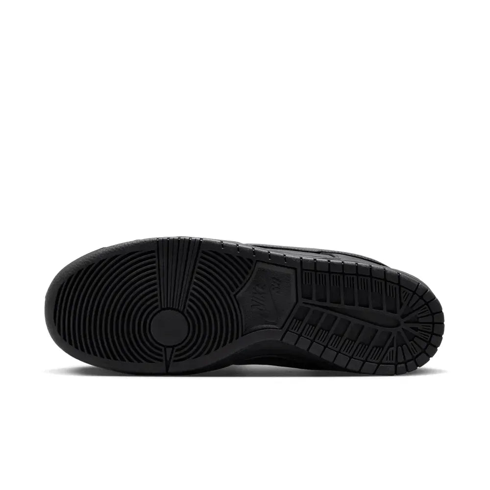 Nike Dunk Low - Triplo Preto