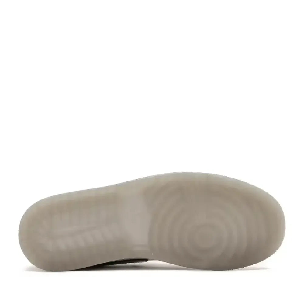 Air Jordan 1 Mid SE - Branco/Cinza