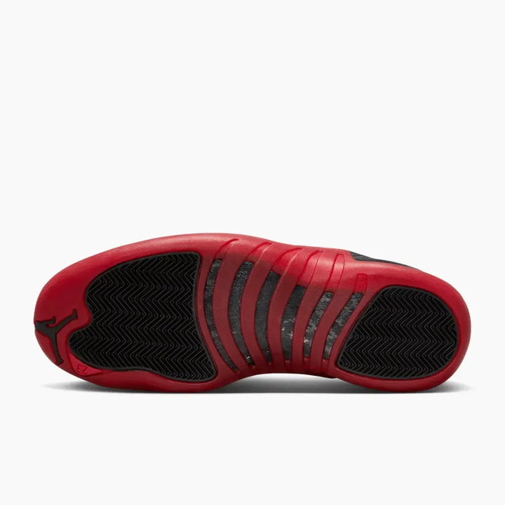 Air Jordan 12 Retro - Preto/Vermelho