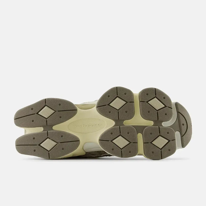 New Balance 9060 – Marrom Terra/Cogumelo/Incenso