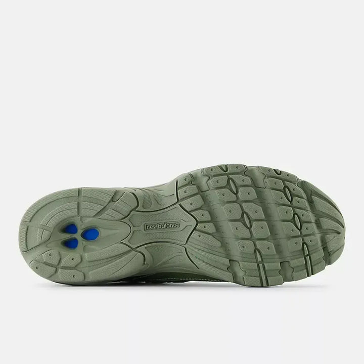 New Balance 740 - Verde Oliva