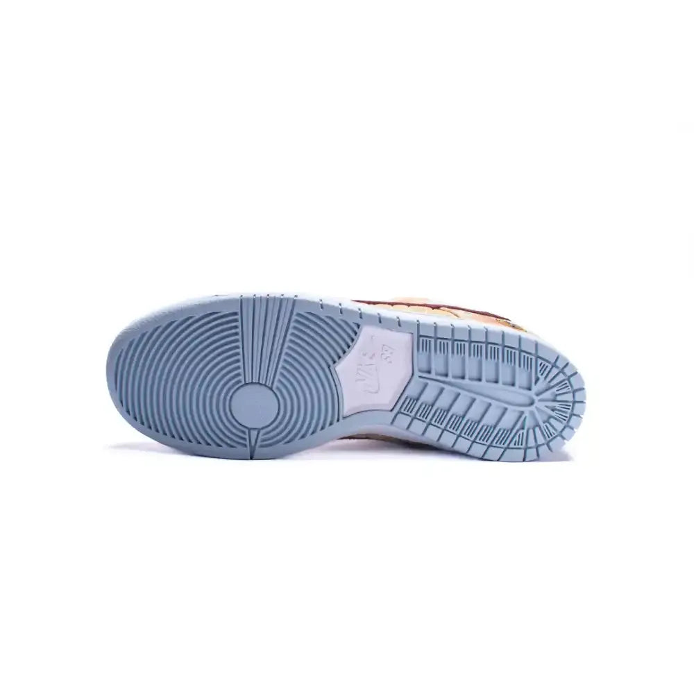 NK Dunk Low - Street Hawker