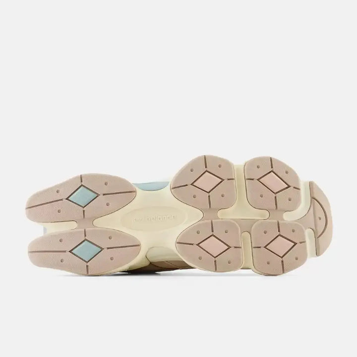 New Balance 9060 – Creme/Azul