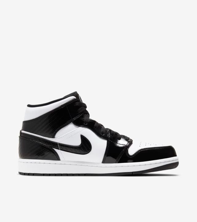 Jordan 1 Mid Fibra de Carbono