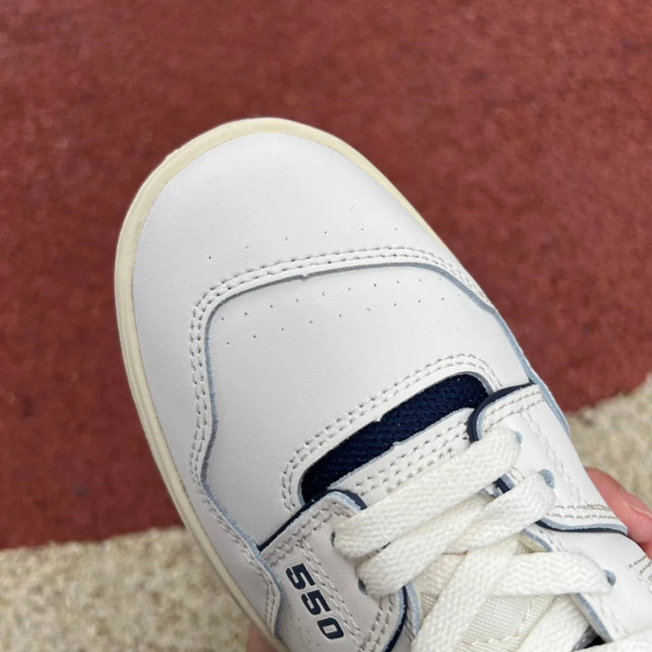 New Balance 550 - Branco/Azul Marinho