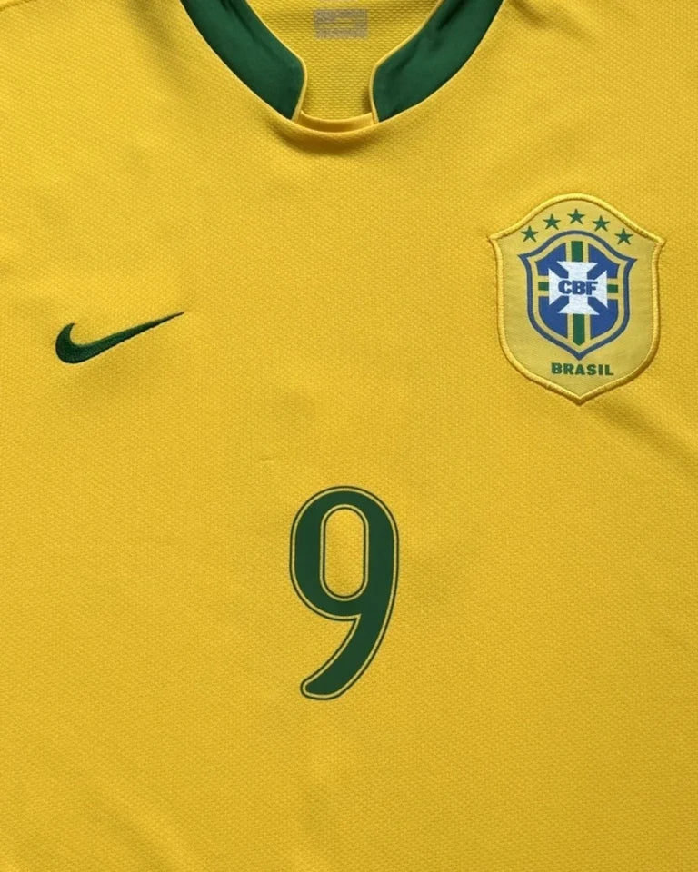 Camisa Retrô Brasil 2006 Home - Ronaldo #9 (Pronta Entrega)