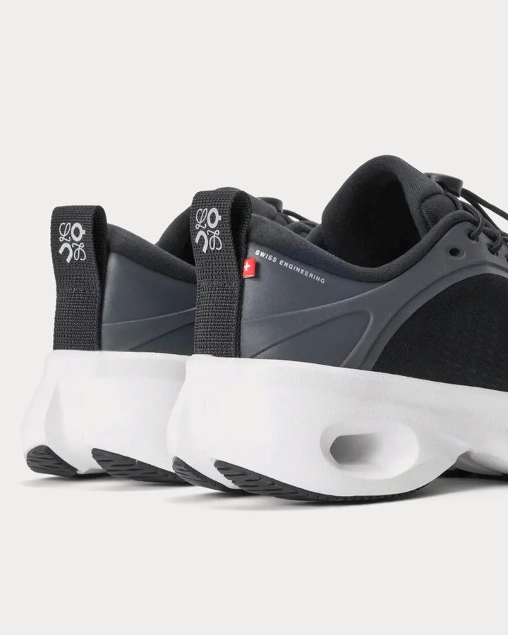 On Running Cloudsolo Loewe – Preto/Branco