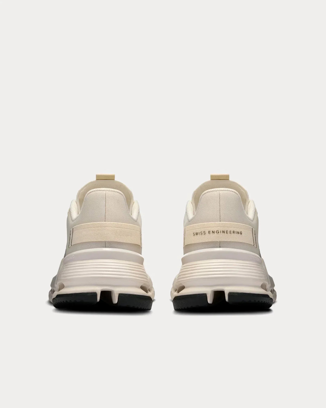 On Running Cloudnova Forma 2 TT - Creme/Marfim