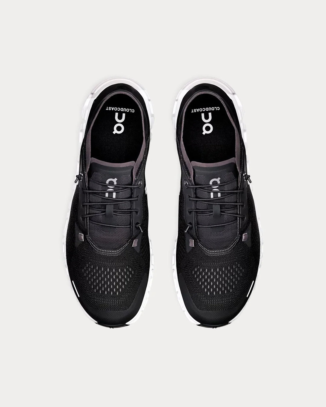 On Running Cloud 6 Coast – Preto/Branco