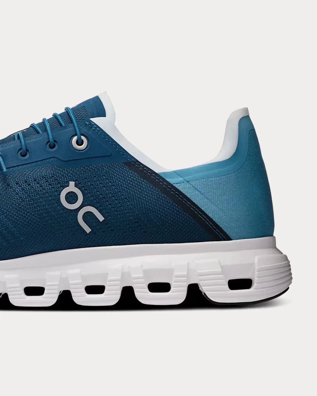 On Running Cloud 6 Coast – Tempestade/Niágara