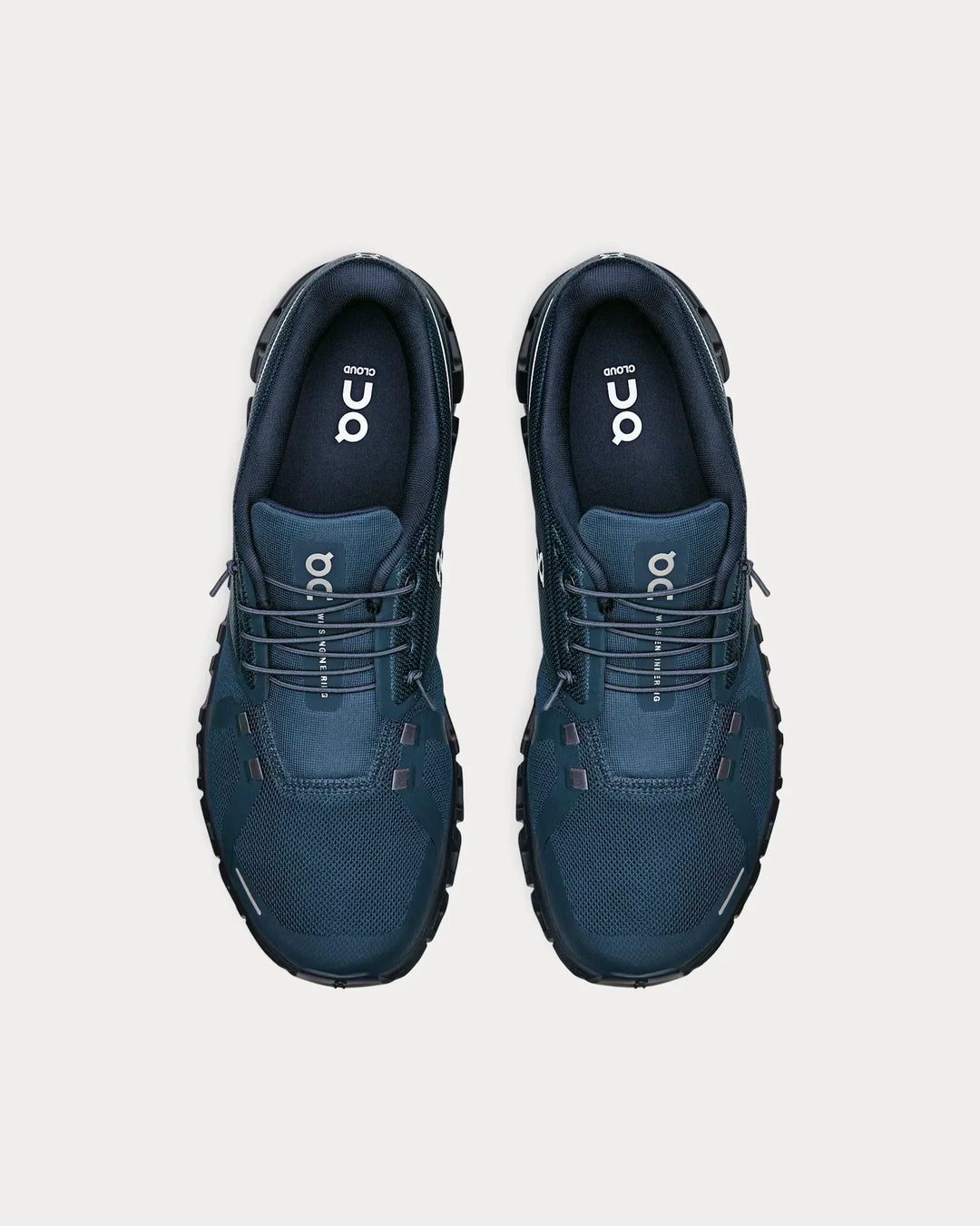 On Running Cloud 6 – Meia-noite/Tinta