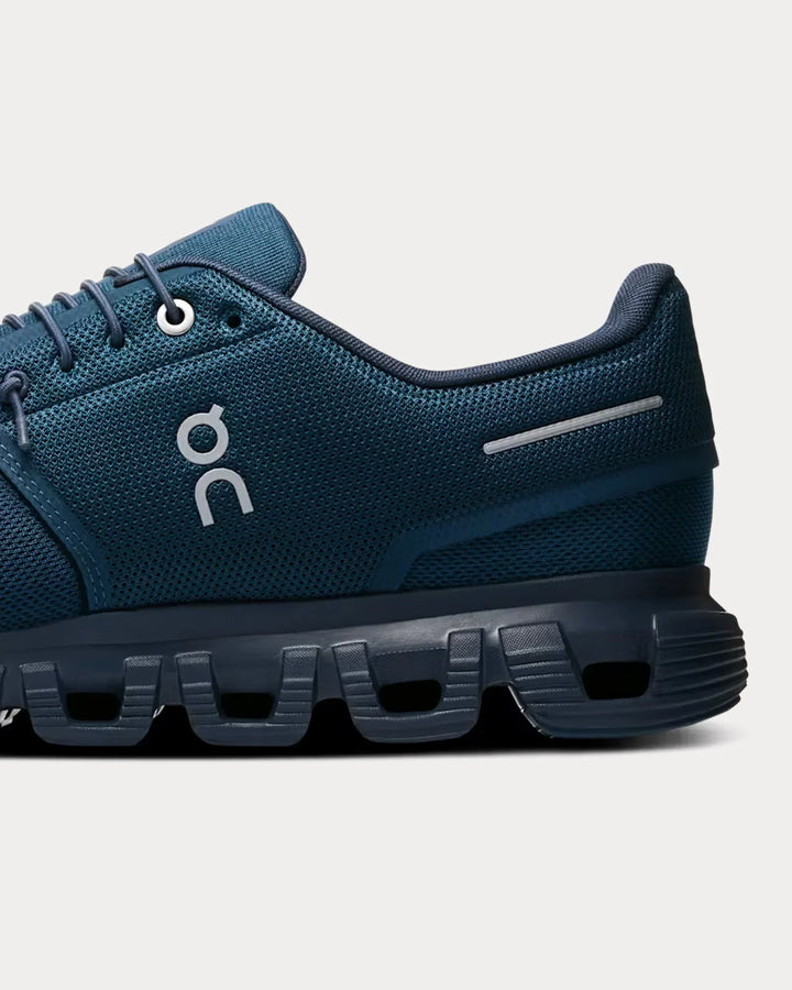 On Running Cloud 6 – Meia-noite/Tinta