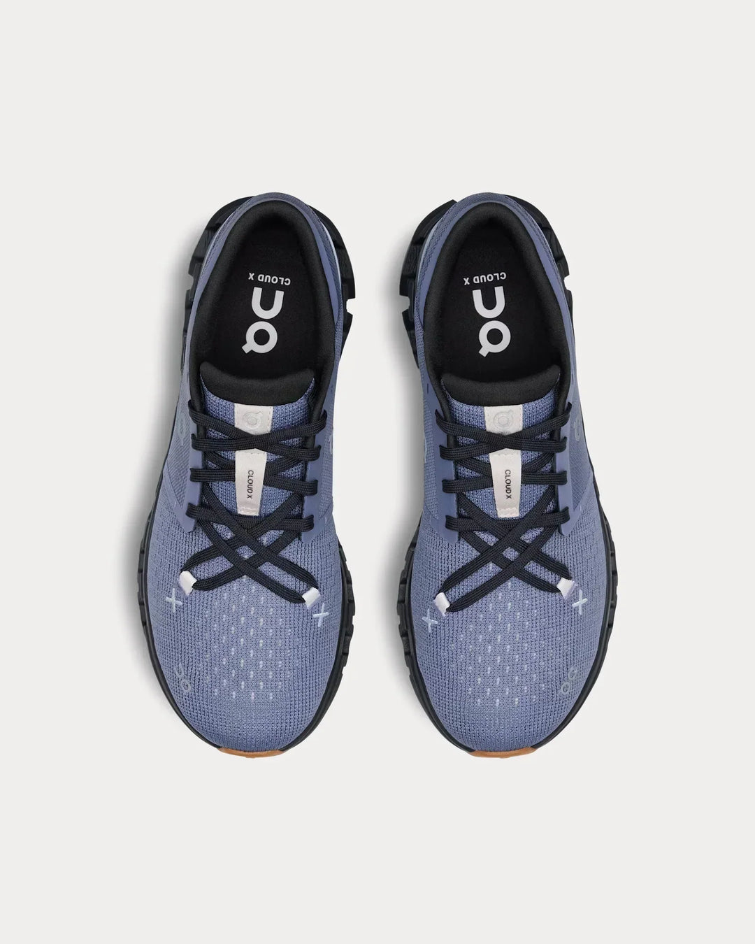 On Running Cloud X 4 – Penas/Preto