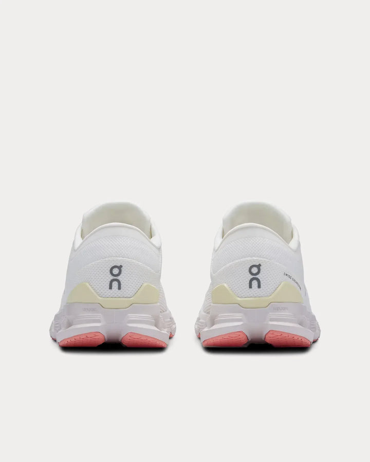 On Running Cloud X 4 – Marfim/Areia