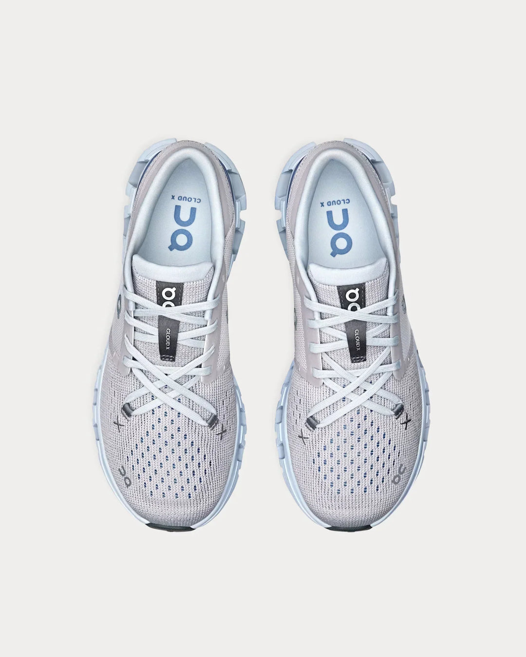On Running Cloud X 4 – Prata/Azul Claro