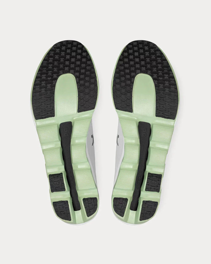 On Running Cloudboom Echo - Branco/Verde/Preto