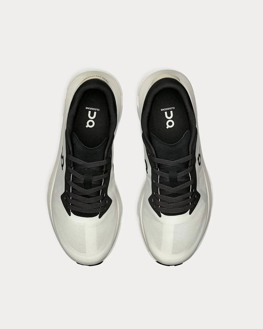 On Running Cloudzone – Gelo/Preto