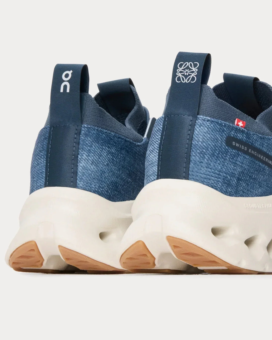 On Running x Loewe Cloudtilt – Azul Denim