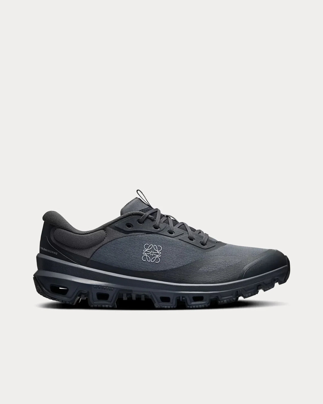 On Running x Loewe Cloudventure 2.0 – Metal Escuro